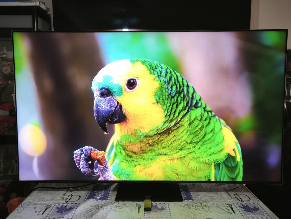 Smart TV Samsung QE65QQN800B 8K Ultra HD impecável