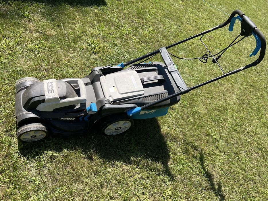 Kosiarka elektryczna i podkaszarka elektryczna