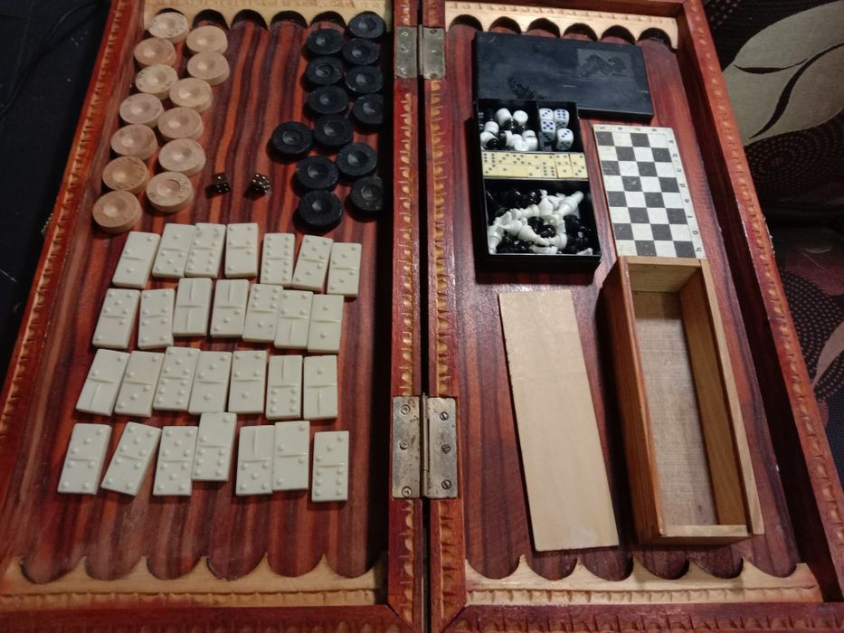 Нарды. Домино. Набор игр. СССР.
