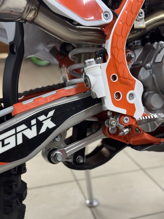 Мотоцикл Geon GNX K16 Геон 300 174fmm, Доставка до дому