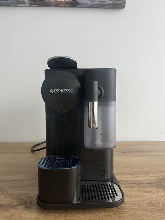 Ekspres do kawy Nespresso delonghi