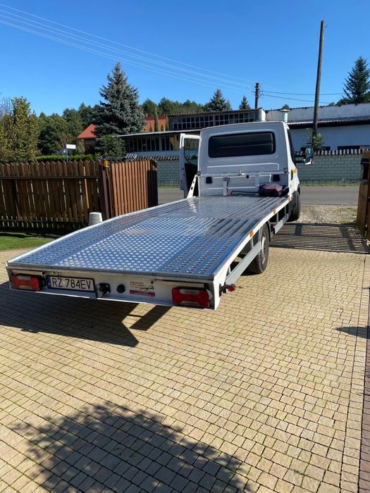 Wynajem autolaweta Iveco