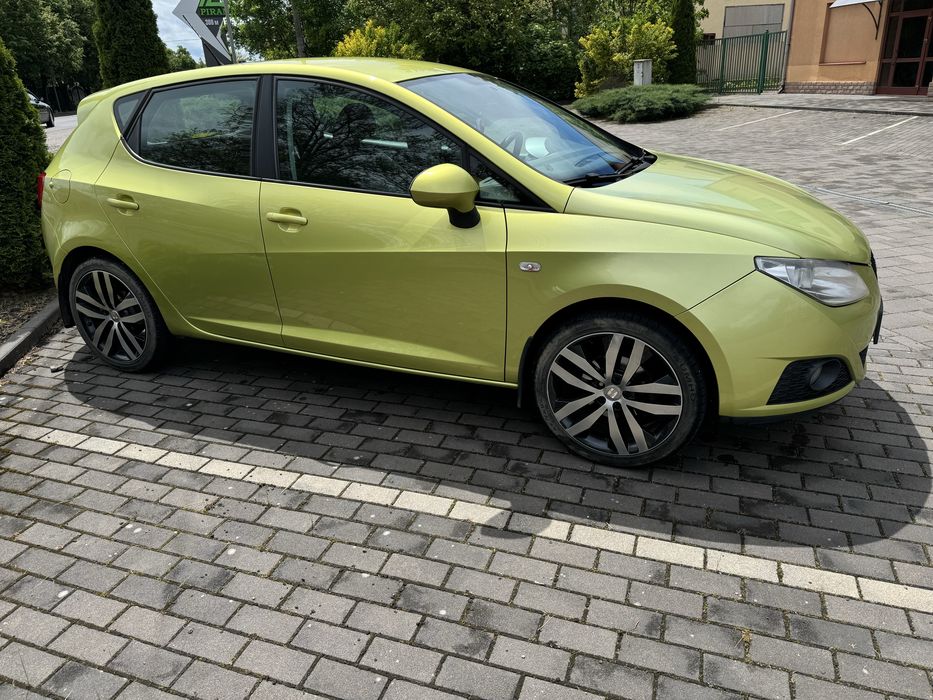 Продам Seat Ibiza  автомат