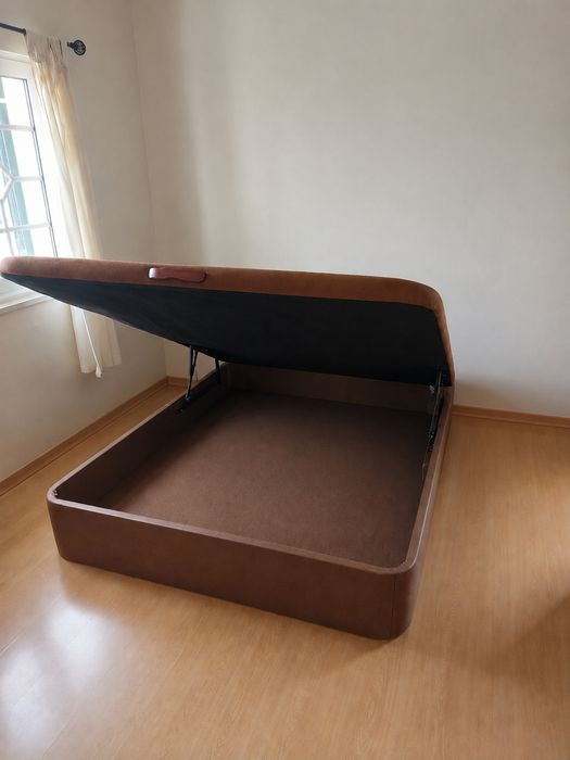 Sommier Castanho + Colchão NOVO