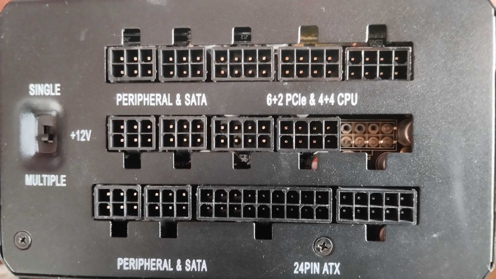 Блок живлення Corsair HX1000