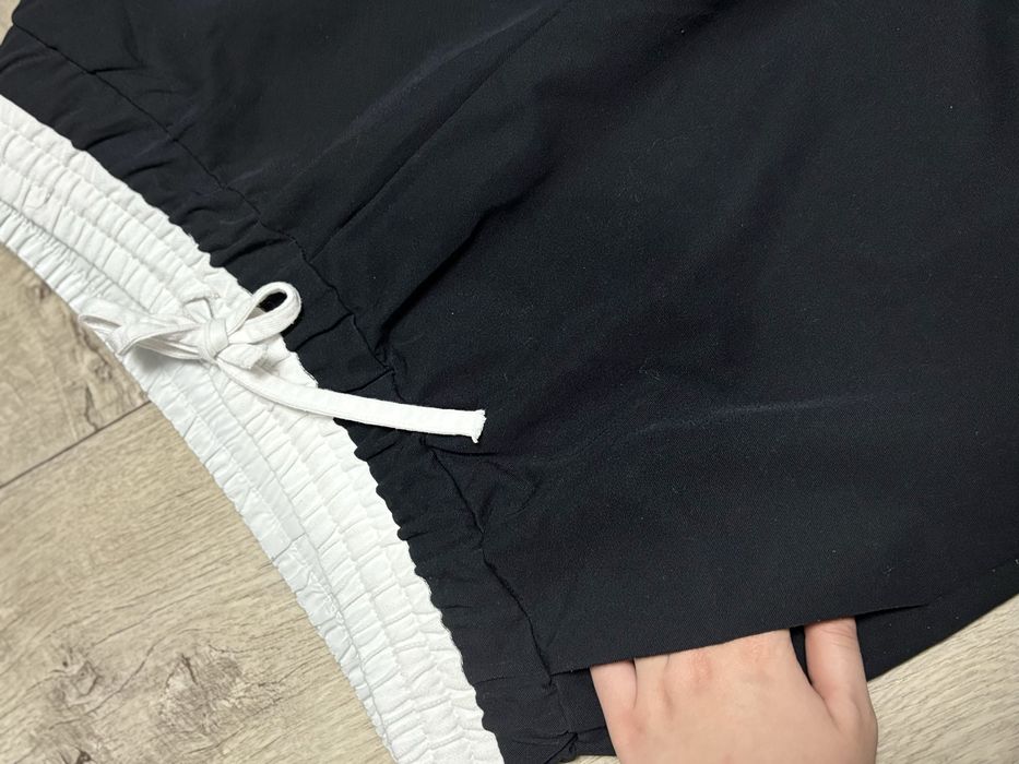 Трендові палаццо від NA-KD