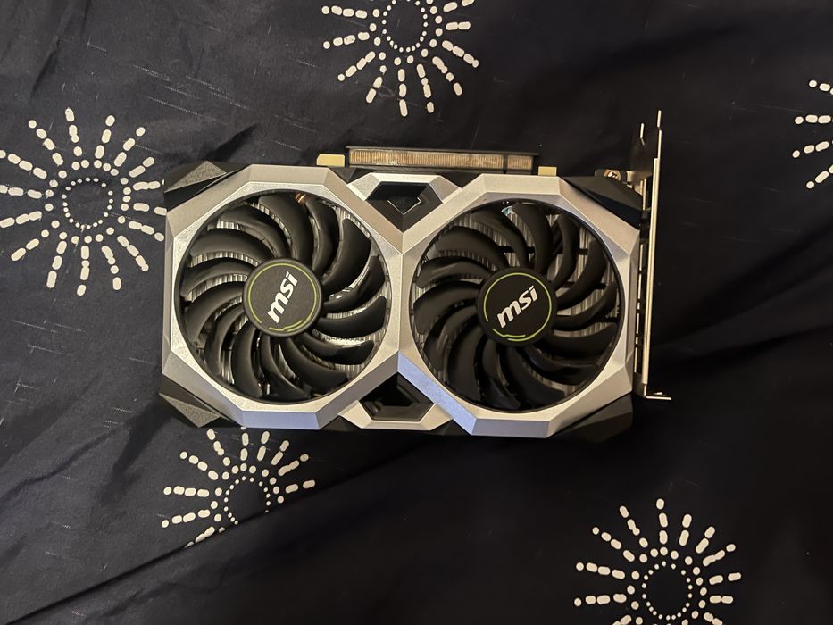 Placa gráfica GTX Geforce 1660 TI 6G