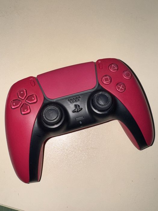 Sony DualSense — оригинальный беспроводной геймпад для PlayStation 5