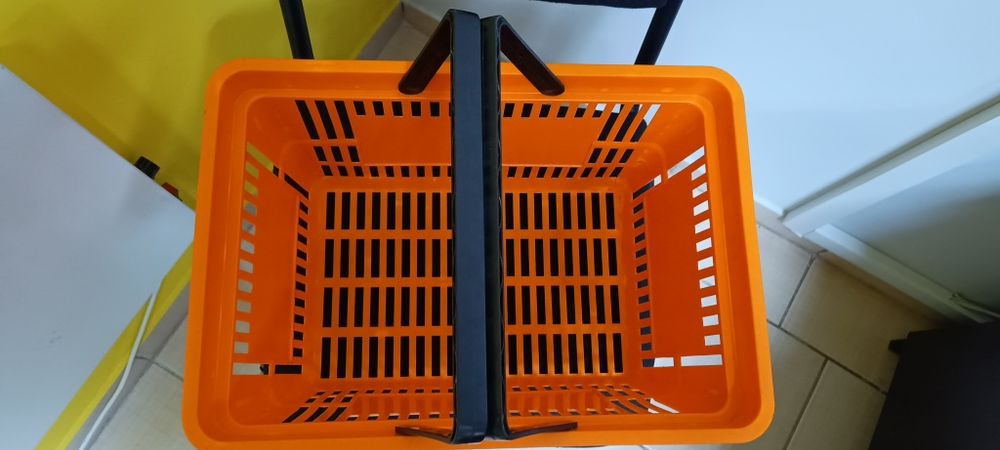 Кошик для покупців 22л.