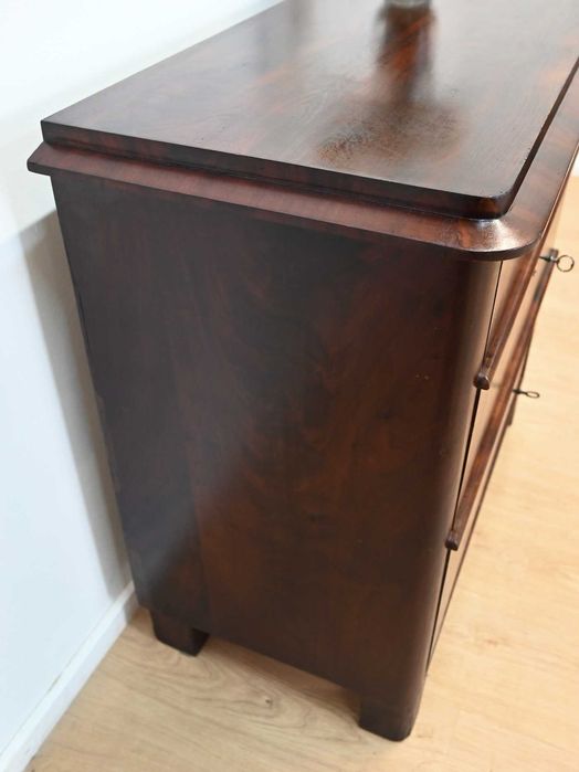 mahoniowa komoda z 1880 roku 122305