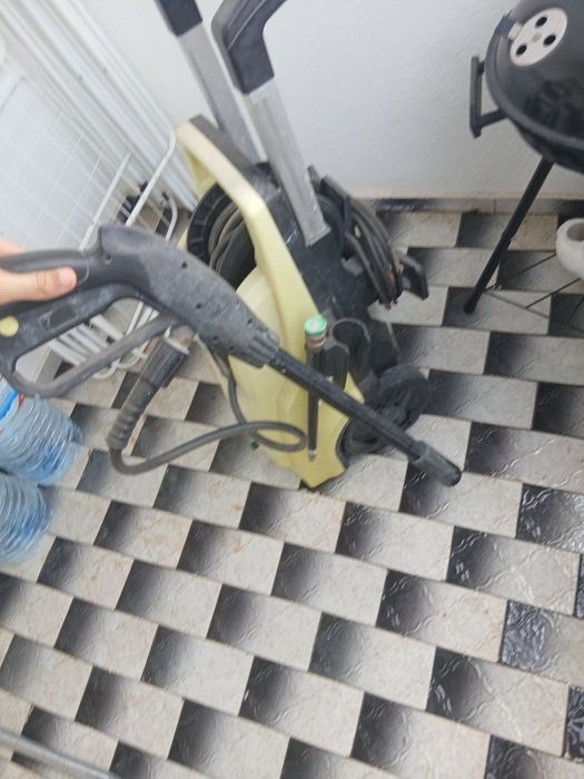 Lavadora de Alta Pressão Maxmat 2100W com Carretel de Mangueira - Bom Estado