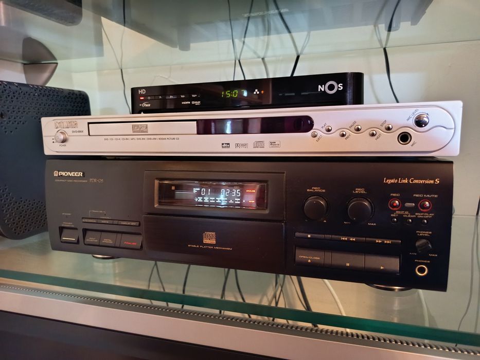 Leitor de CDs Pioneer PDR 05