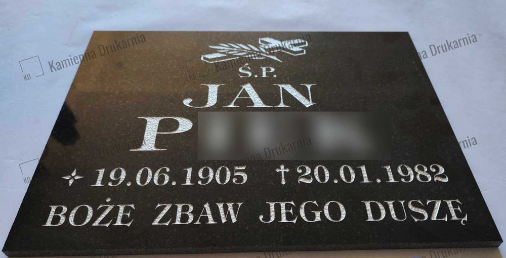 Poduszka Granitowa 20cm x 30cm z grawerem (nagrobek, grób, epitafium)