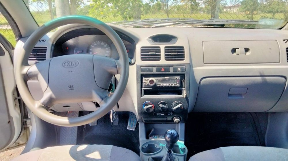 Продам Kia Rio стан идеал