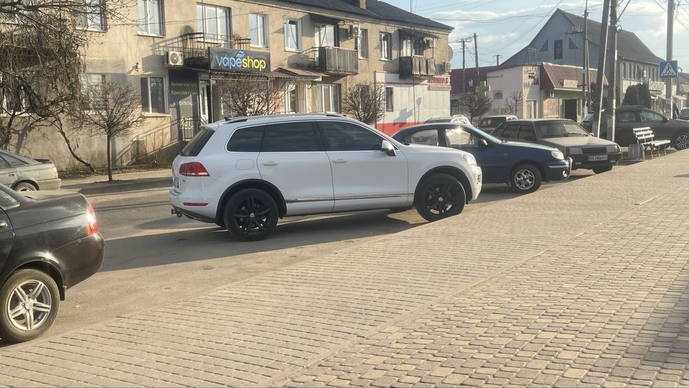 Volkswagen Touareg