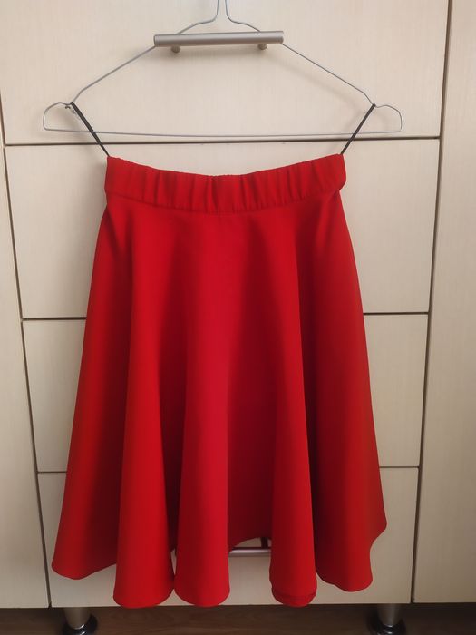 Спідниця з кишенями розміру S