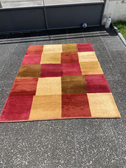 Carpet em bom estado
