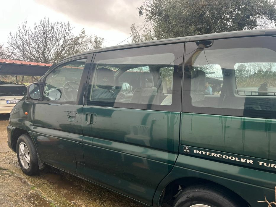 Mitsubishi space gear 1999 classe 1  8 lugares