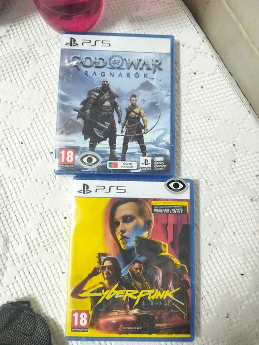 Vendo dois jogos novos