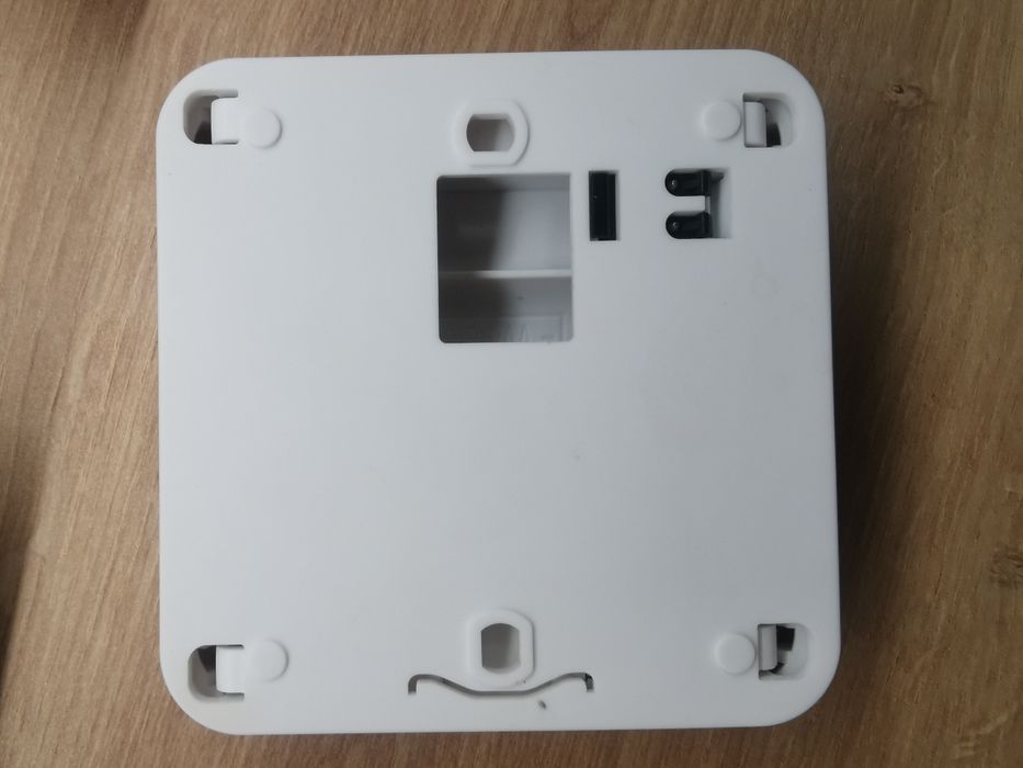 Regulator temperatury bezprzewodowy Zigbee Altech głowica grzejnika