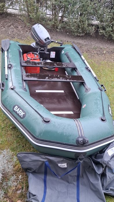Ponton Bark BT-330SD z kilem + silnik Mariner 8 sprawny komplet.