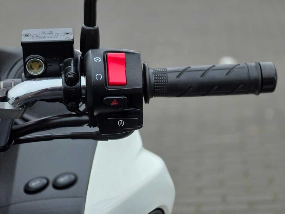 Макси-Скутер Honda Forza 250 только из Японии свежий завоз