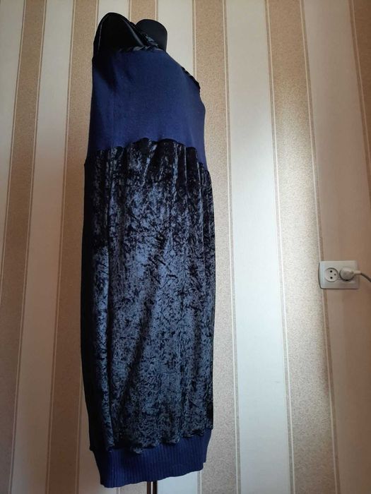 Платье- сарафан теплый, миди.