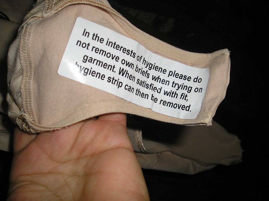 Комбидрэс 40 Н, новый,большая грудь,сверхсовременный, беж.,лифы