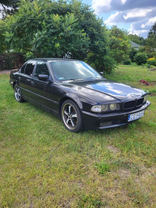 BMW Seria 7