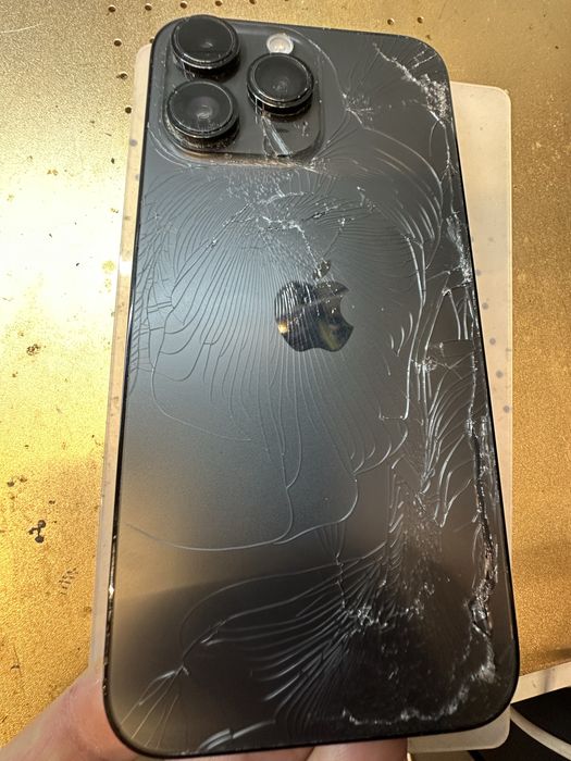 Замена крышки стекла заднего iphone м.Харьковская