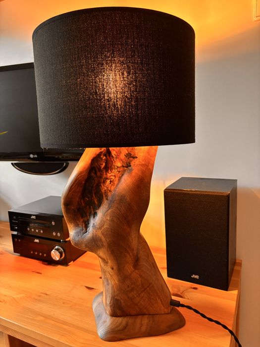 Lampa stołowa - drewniana