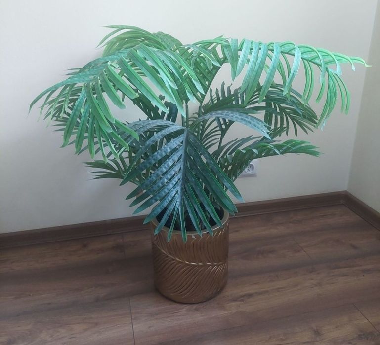 Sztuczna palma gęsta