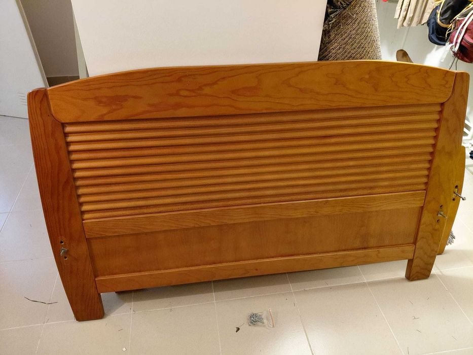 Cama Casal Madeira Maciça + Colchão Molaflex