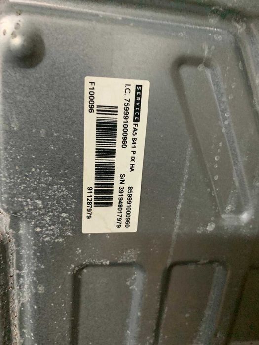 Máquina de lavar loiça Hisense quase nova (3 meses de uso) – impecável