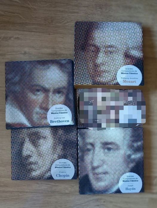 Lote 4 CDs de música clássica cada um com 5 cds