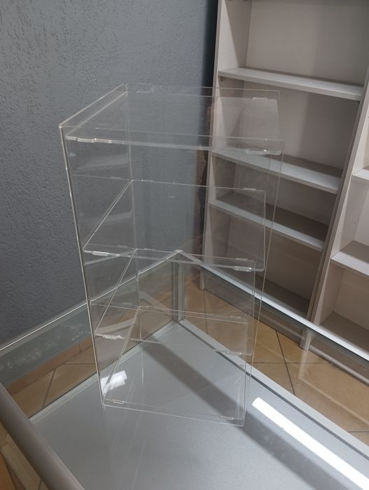 Gablotki 40x20x20 dwie sztuki plexi 3mm