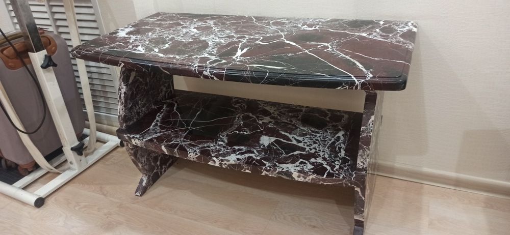 Продам стол из мрамора