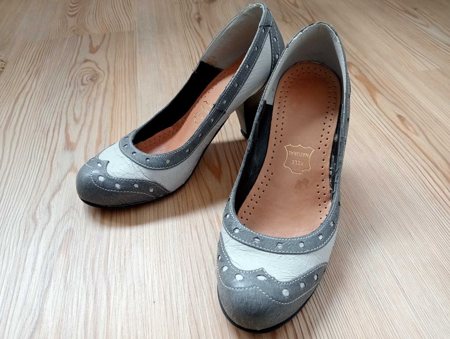 Sapatos salto alto