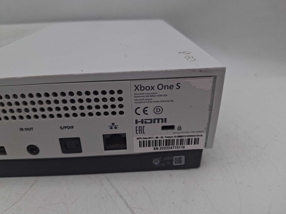 Konsola Xbox One S 500GB + PAD