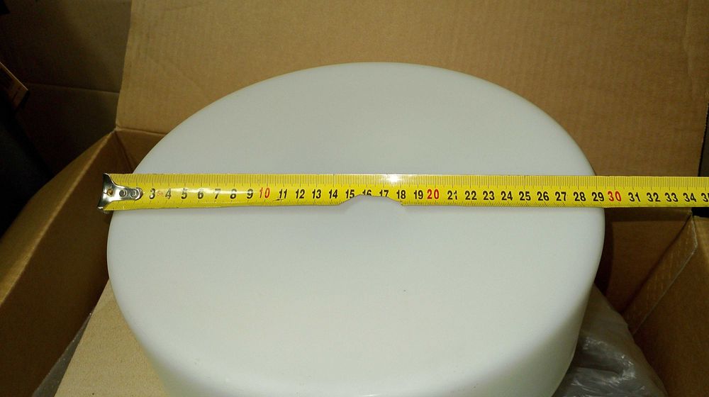 Большой плафон белый матовый