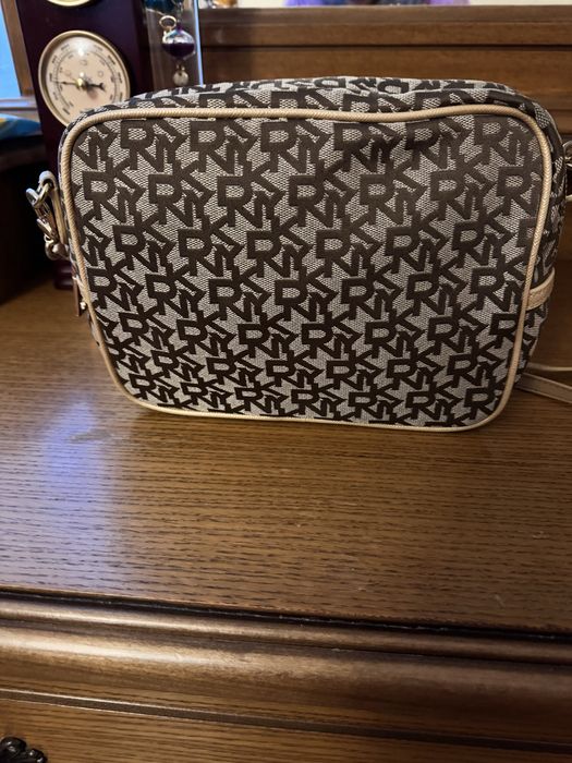 Сумка DKNY оригінал кросбоді