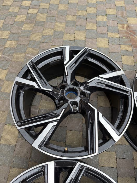 Диски Audi r20 Itali 5*112 9j et40 , VW , mercedes, BMW ,skoda