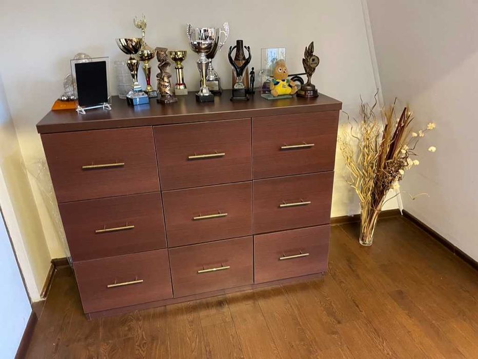 Sprzedam okazyjnie meble biurowe