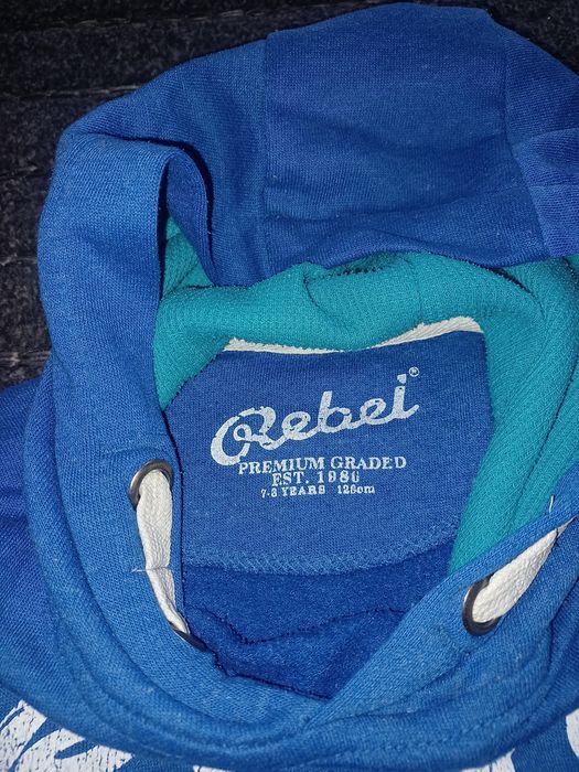 Bluza chłopięca niebieska.