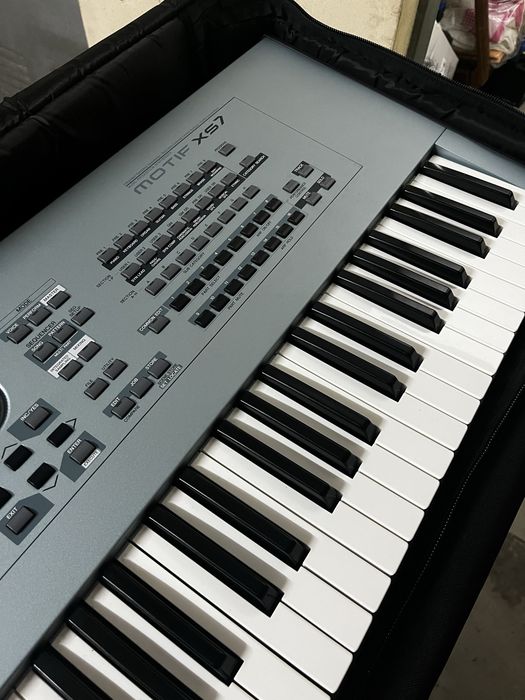 Yamaha Motif XS7