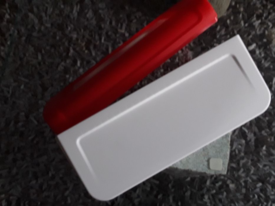 New Tupperware Bread Box434038880778987523