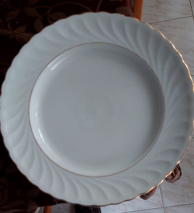 2 large plates446919602969651200