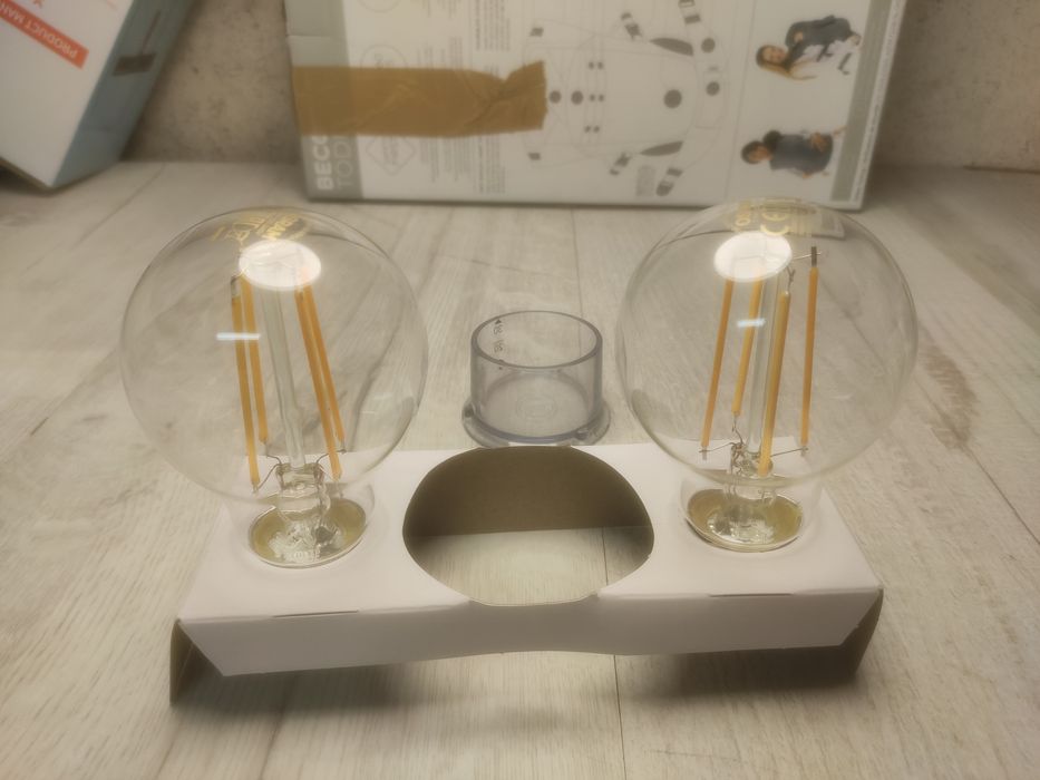 Żarówka 2 sztuki E27 7,5 W 1055 lm Ciepła biel Osram