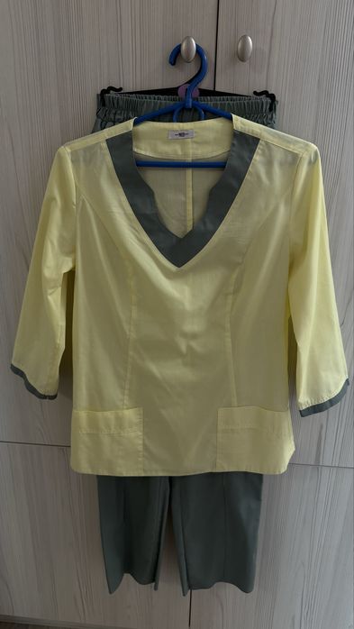 Хірургічний костюм жіночий