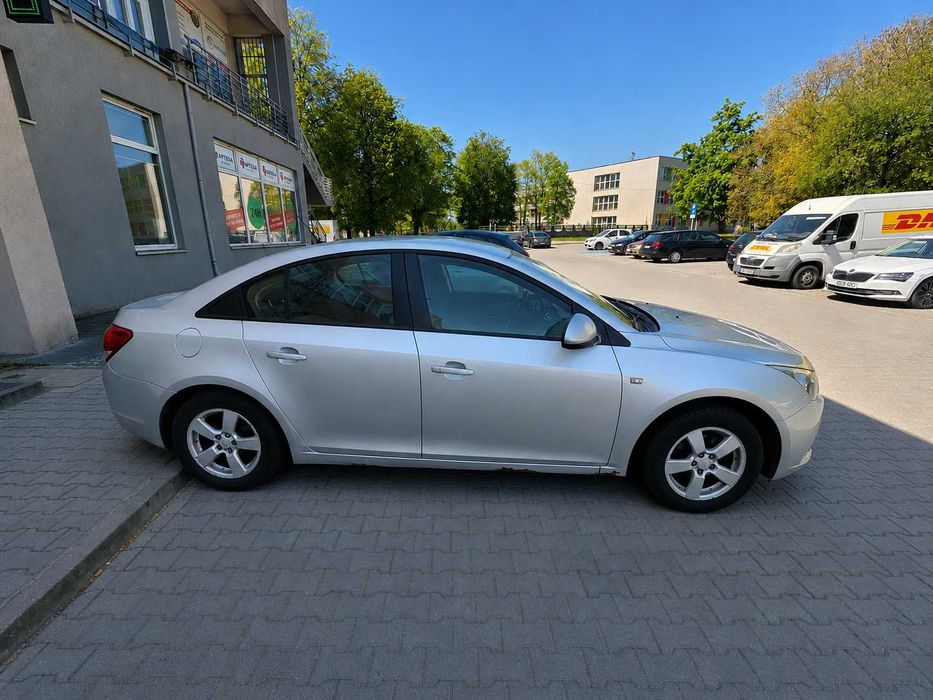 Sprzedam samochód pilnie